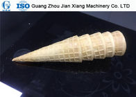 machine de cône de gaufrette de crème glacée de 4.37kw 380V, chaîne de production de gaufrette rendement énergétique