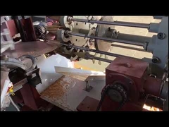 Machine à rouleaux d'œufs