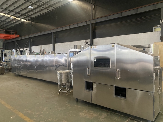 Un bon prix. Cône de sucre industriel automatique faisant à machine la capacité élevée 10000pcs/h en ligne