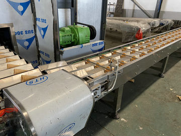 Un bon prix. Cornet de crème glacée de Schneider faisant la machine 4000 - 5000Pcs/H capacité élevée en ligne