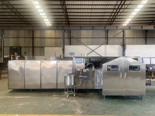 Cornet de crème glacée complètement automatique faisant la machine avec le système de PLC