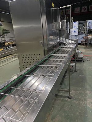 Un bon prix. 4.5kw 3800pcs/H plaquette machine à faire le cône fonctionnement stable en ligne