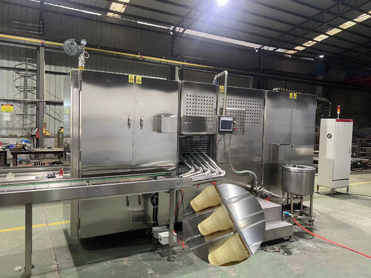 Un bon prix. 12000pcs/h de plaquette en acier inoxydable machine à cuire à la cône contrôlée par PLC en ligne