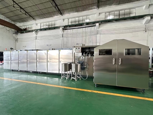 Un bon prix. Ligne de fabrication de cônes en sucre standard 110mm-115mm, cône bicolore, production de la machine 6000 pièces par heure, contrôle entièrement automatique par système PLC SIEMENS/DELTA en ligne