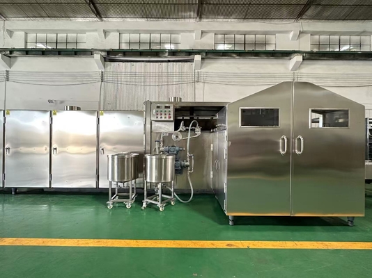 Un bon prix. Machine de cuisson de cône de crème glacée entièrement automatique, moules personnalisables pour répondre à vos besoins en produits dans une seule machine en ligne
