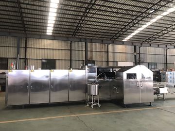 Un bon prix. Machine de cuisson de cornet de crème glacée de biscuit de sucre pour l'usine de casse-croûte en ligne