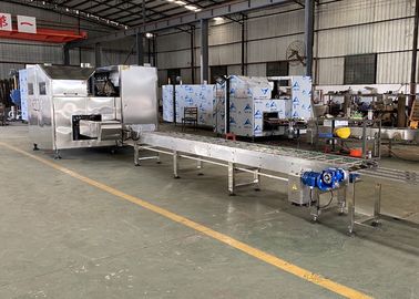 Un bon prix. Machine de fabrication de biscuits de cornet de crème glacée d'usine en ligne